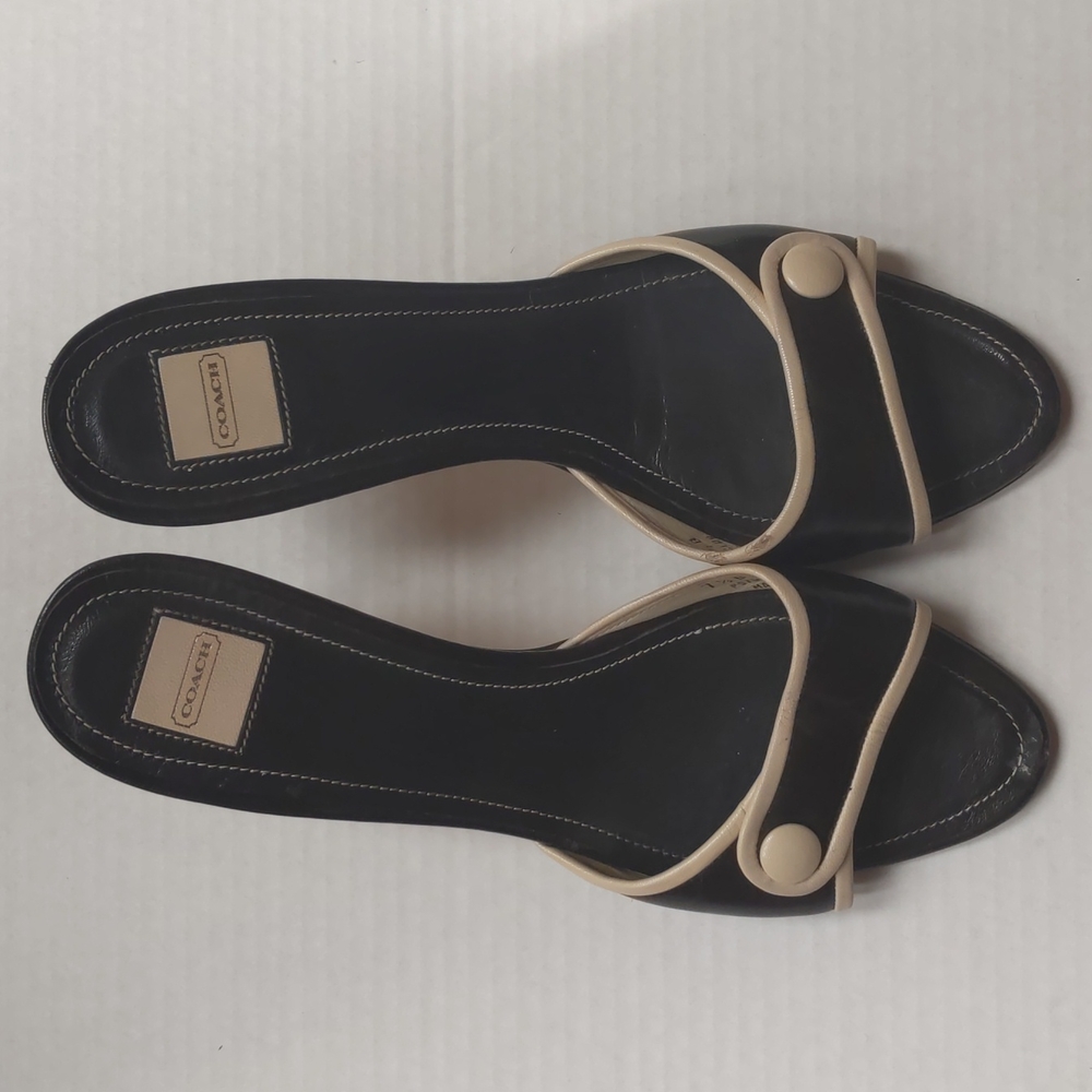 Coach Women Heels P570 Clare Made in Italy Size 7.5B
